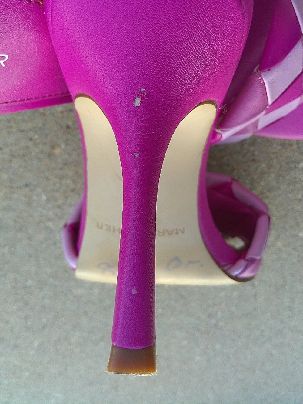 Marc Fischer Pink checker pumps size 8 M - Picture 7 of 14
